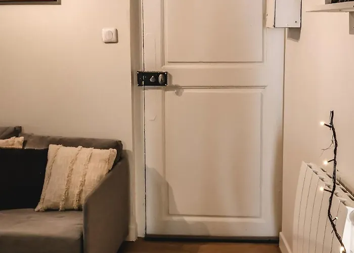 Cocon Renove Proche Ile Barbe Appartement